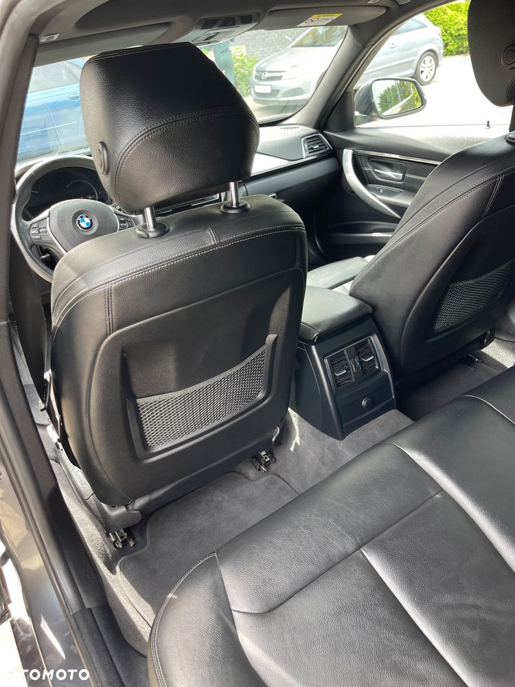 BMW Seria 3 318d Luxury Line - 12