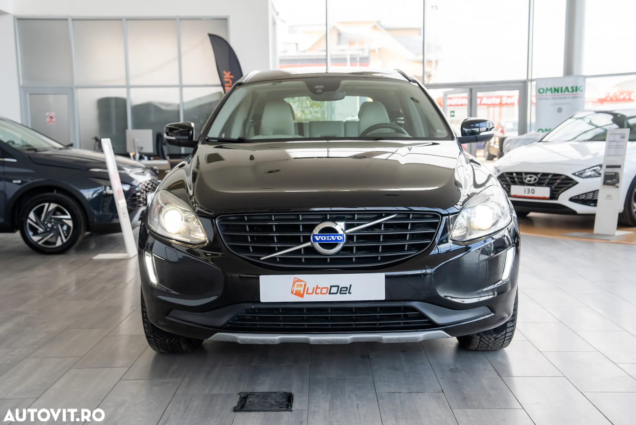Volvo XC 60 D4 AWD Geartronic Ocean Race - 10