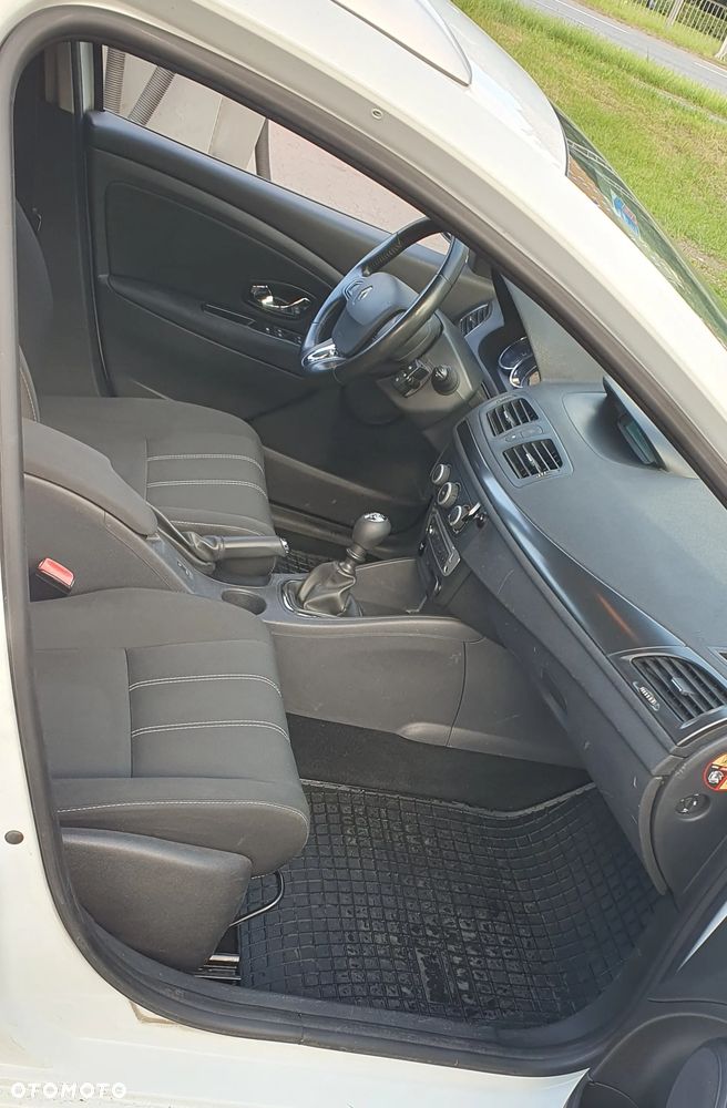 Renault Megane 1.5 dCi Business - 8