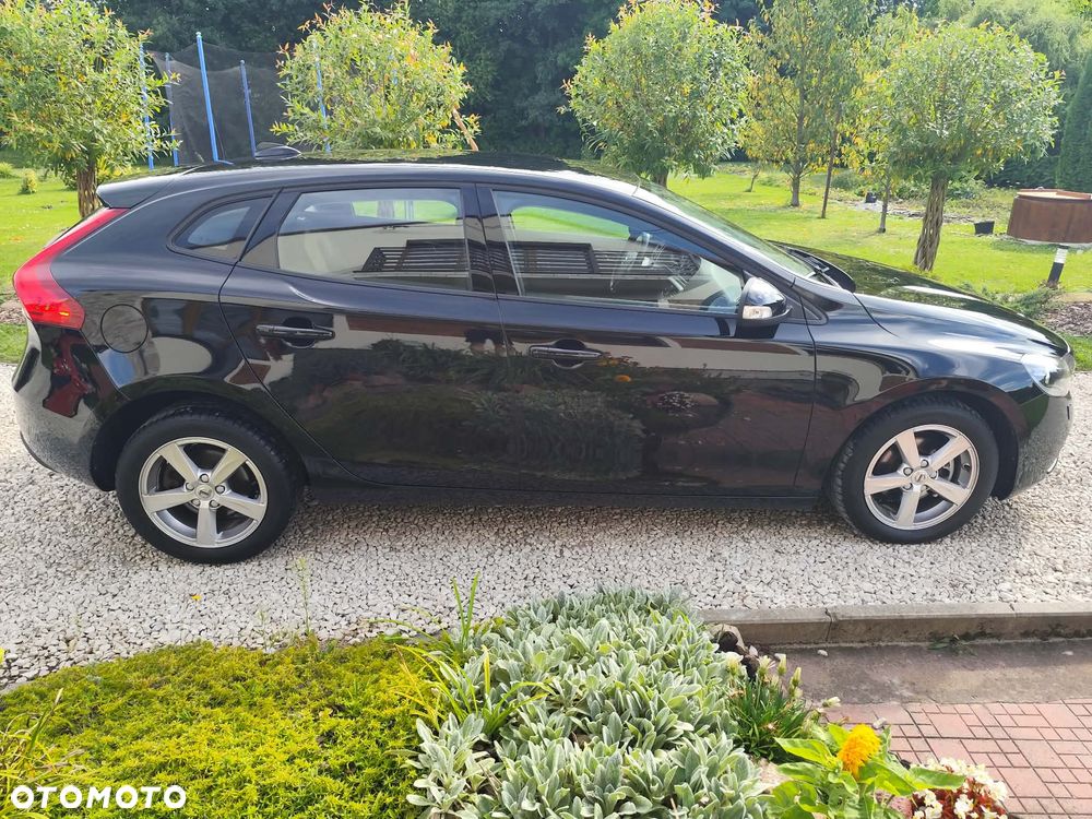 Volvo V40 D2 - 14