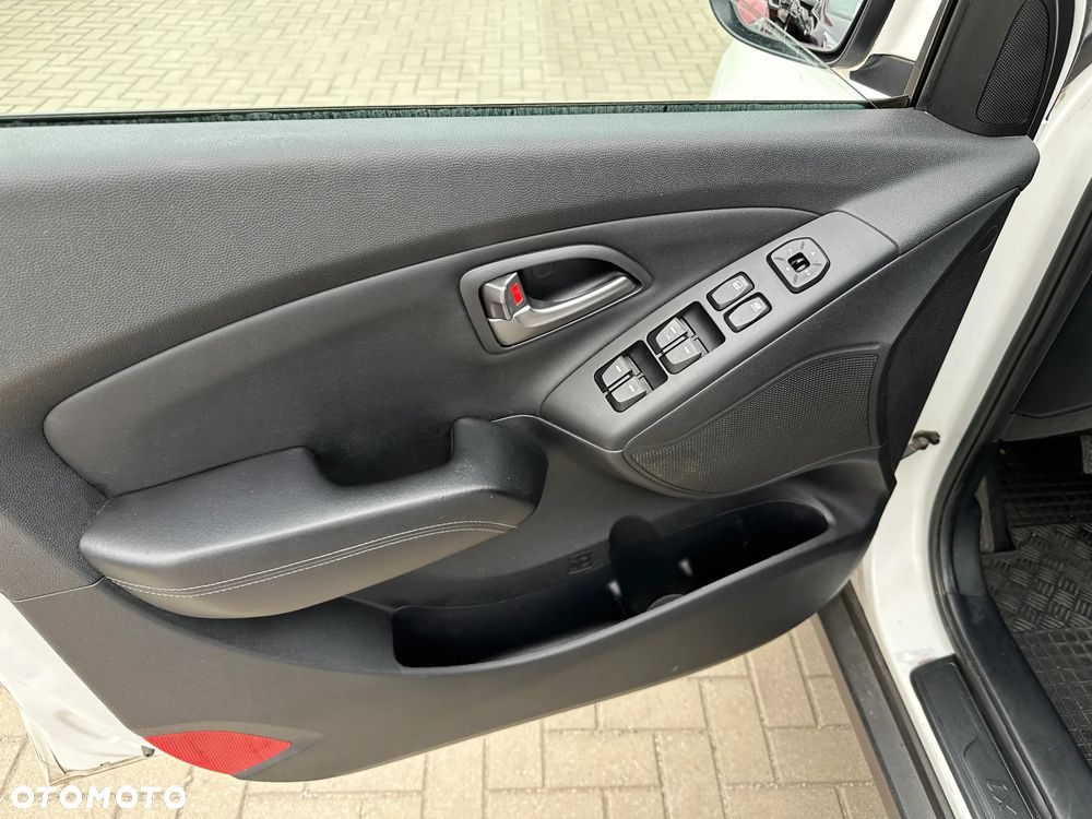 Hyundai ix35 - 19