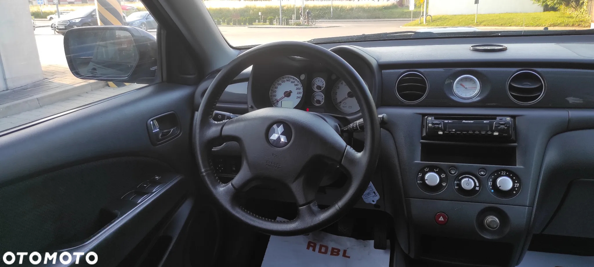 Mitsubishi Outlander 2.0 Turbo 4WD - 13