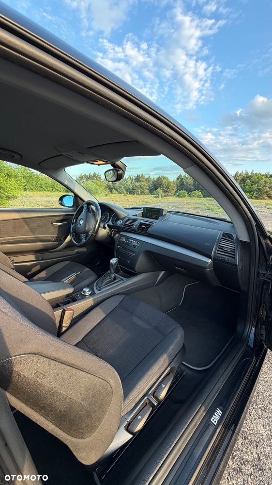 BMW Seria 1 118d DPF - 26