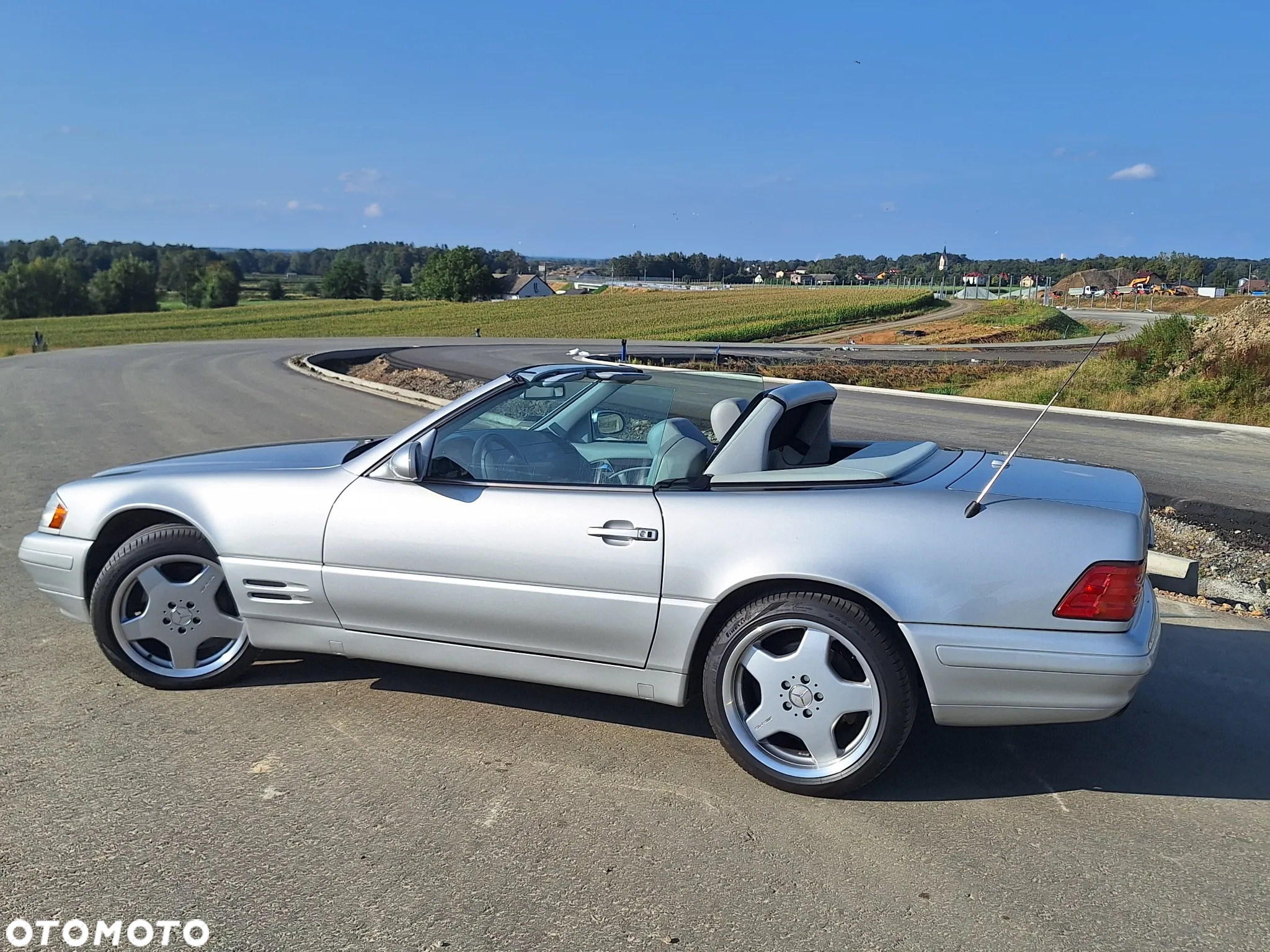 Mercedes-Benz SL 500 - 11