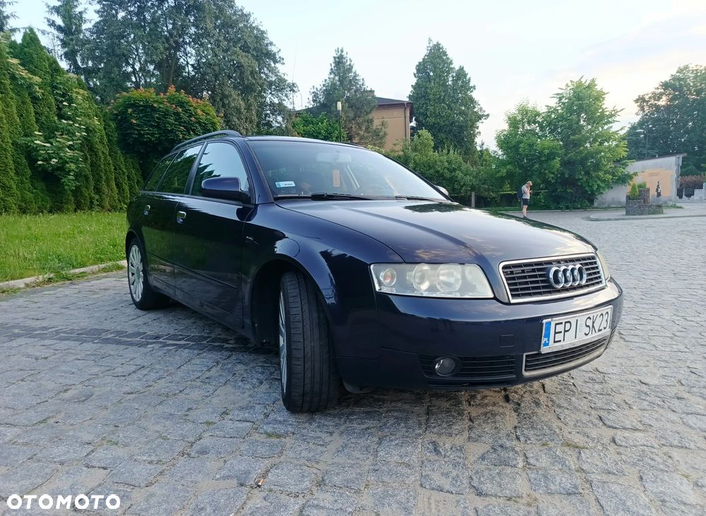 Audi A4 Avant 2.4 - 11
