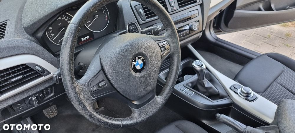 BMW Seria 1 114i - 9