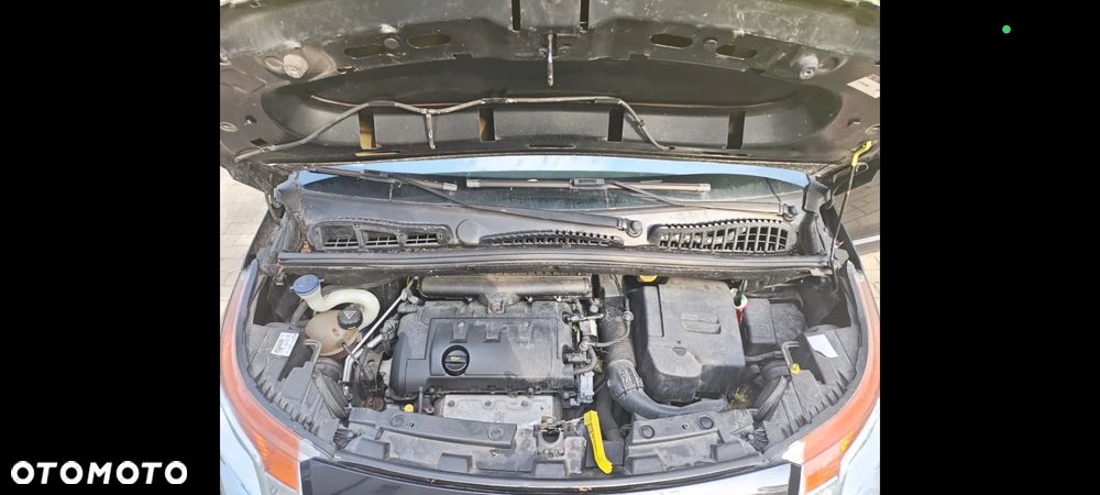 Citroën C3 Picasso 1.4i Exclusive - 9