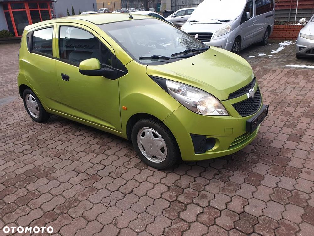 Chevrolet Spark 1.0 - 8