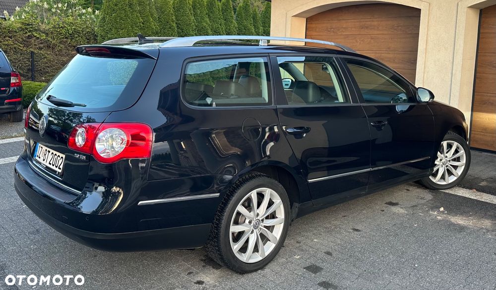Volkswagen Passat 2.0 TDI DPF Highline - 8