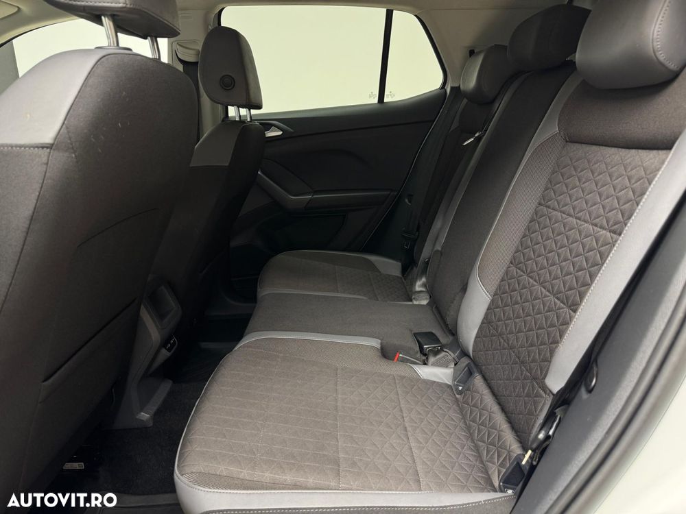 Volkswagen T-Cross - 20