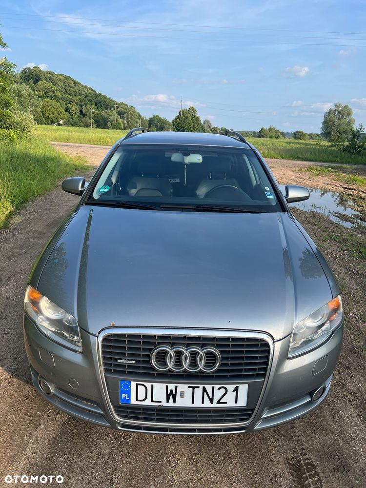 Audi A4 Avant - 1