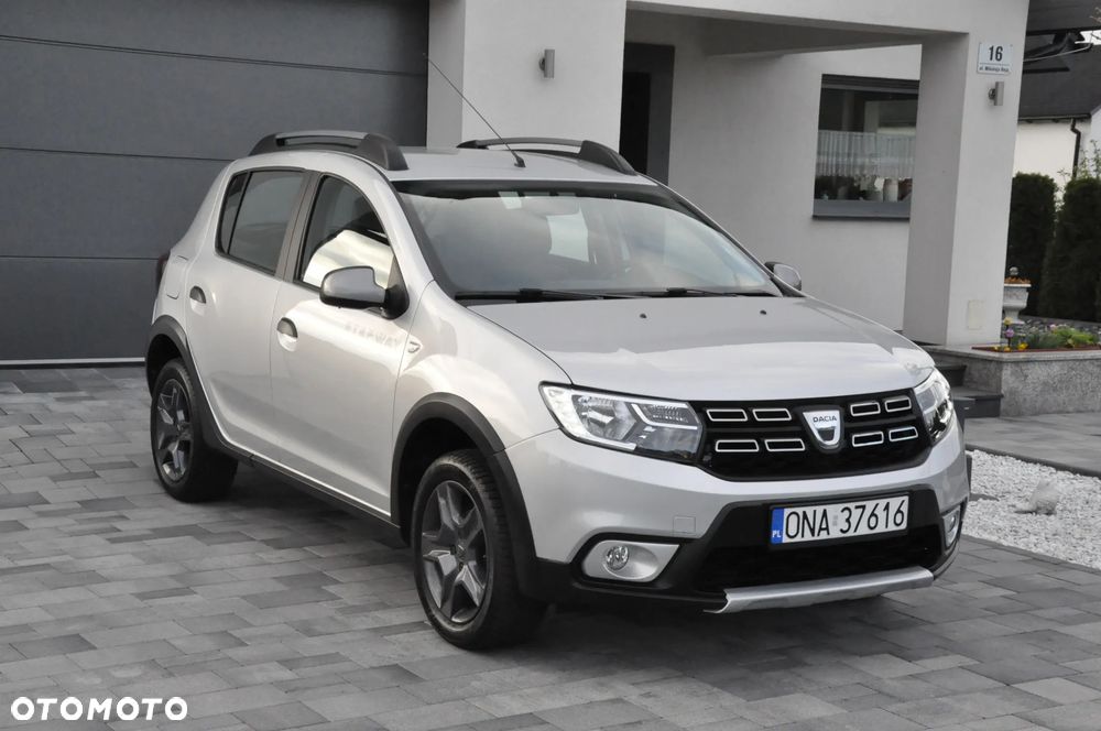 Dacia Sandero Stepway 0.9 TCe Laureate S&S - 1