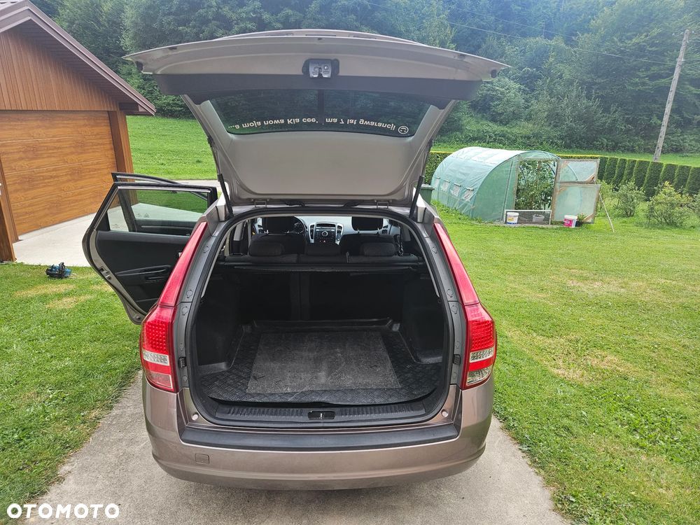 Kia Ceed 1.6 Comfort - 13