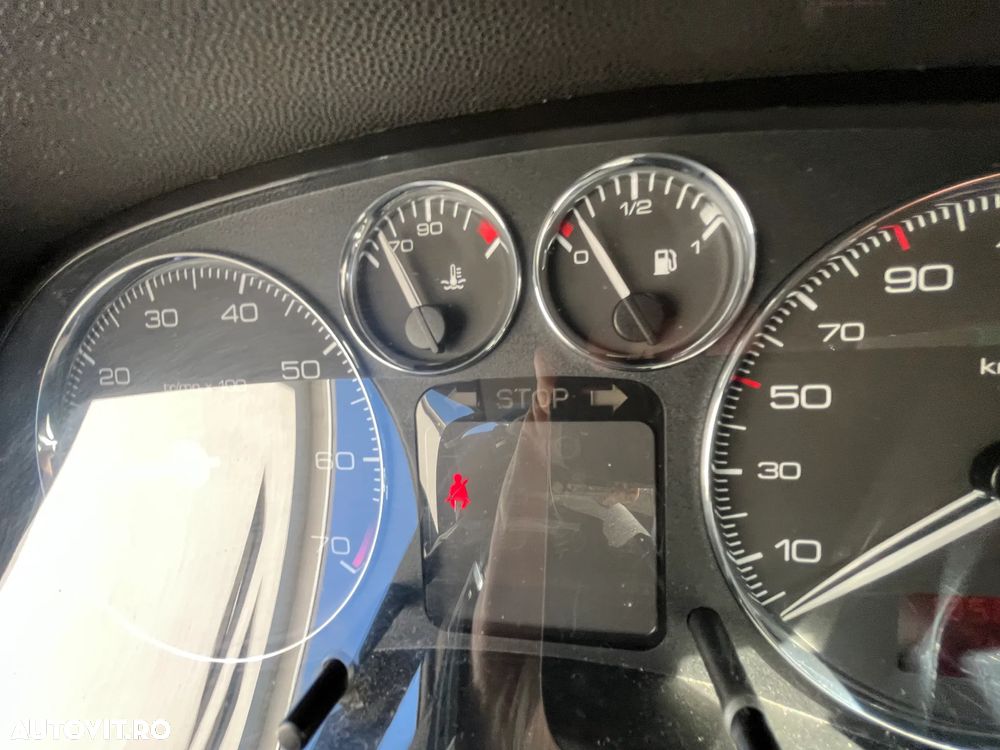 Peugeot 307 1.6 XT - 14