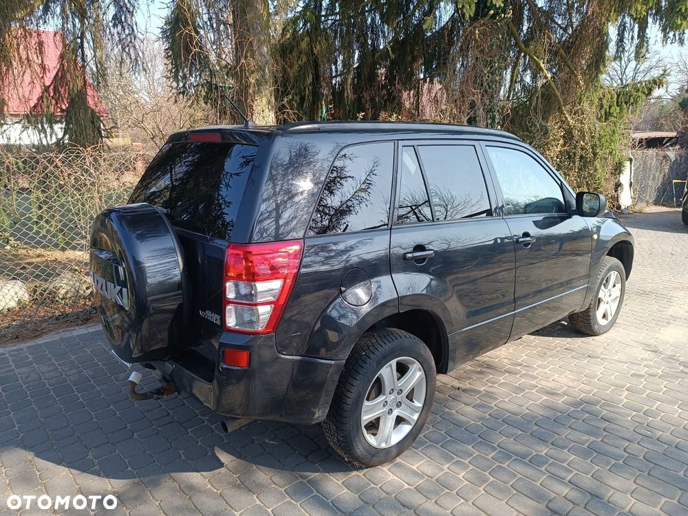 Suzuki Grand Vitara 2.7 V6 - 1