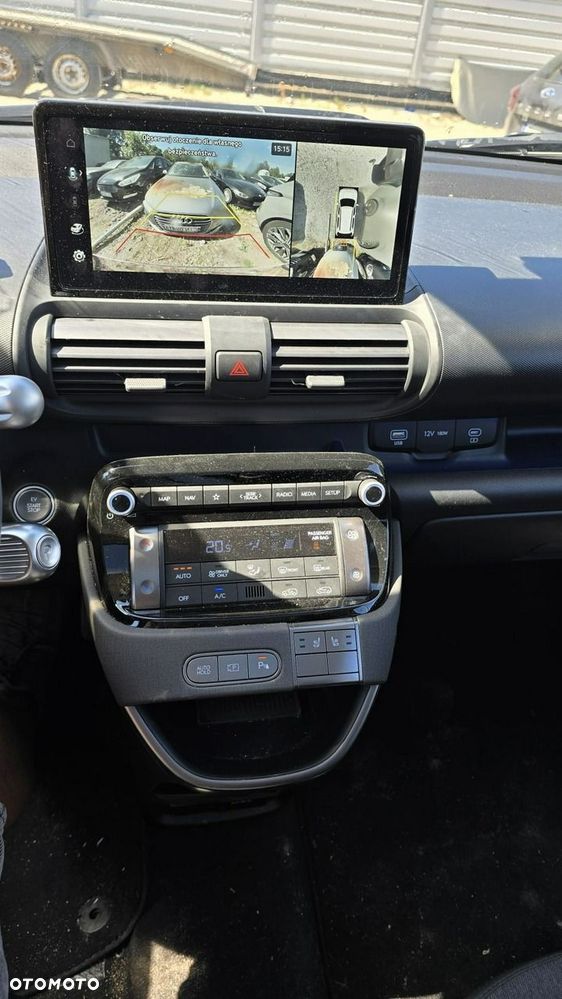 Hyundai Inster - 16