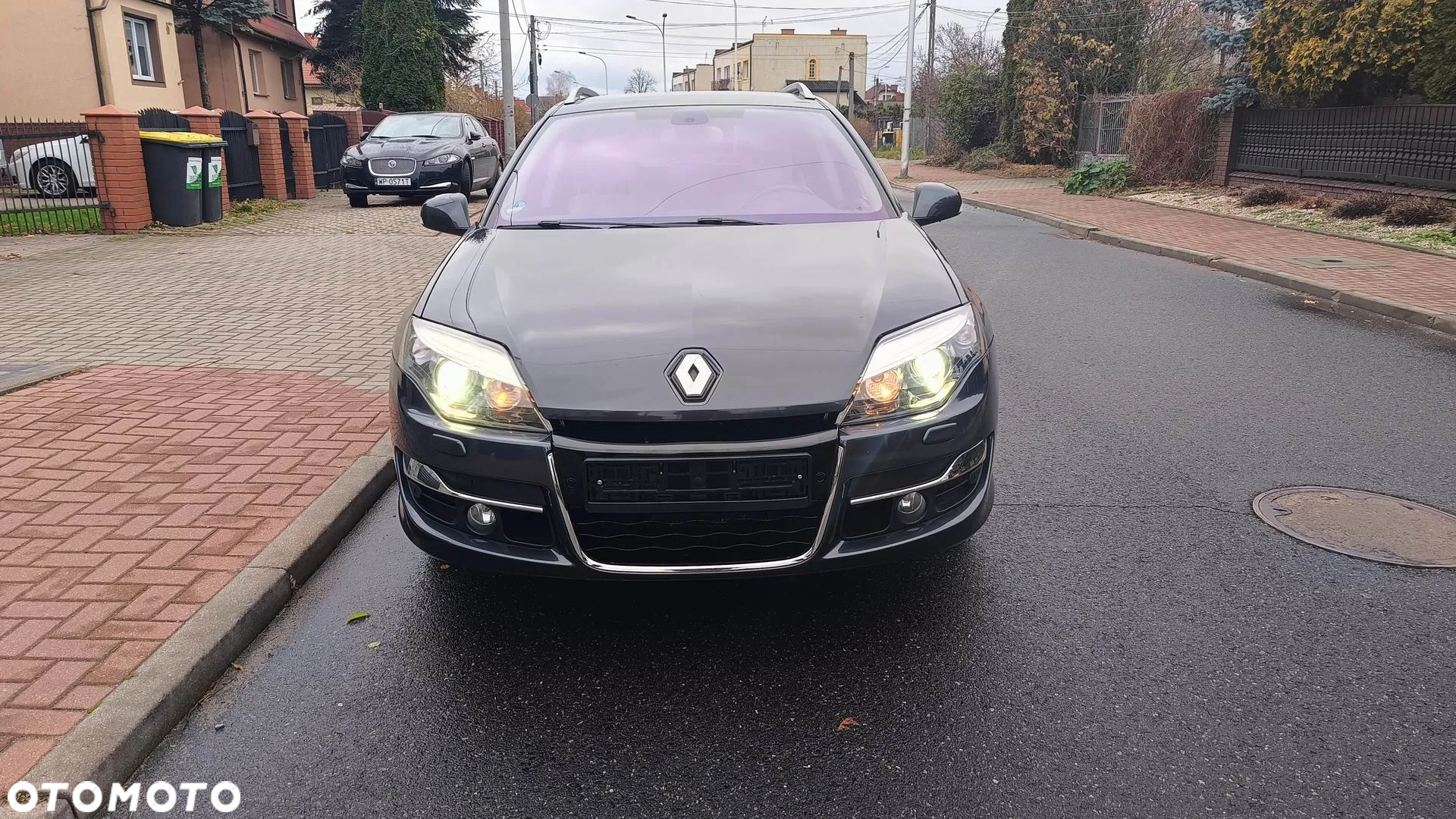 Renault Laguna 2.0 dCi FAP Initiale - 3
