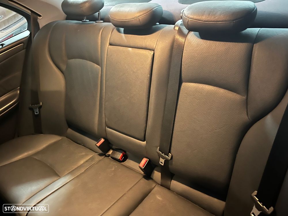 Mercedes-Benz C 220 CDI Avantgarde DPF - 10