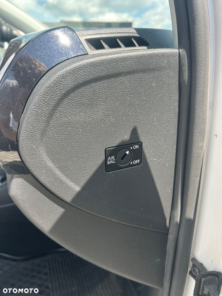 Volkswagen up! move - 14