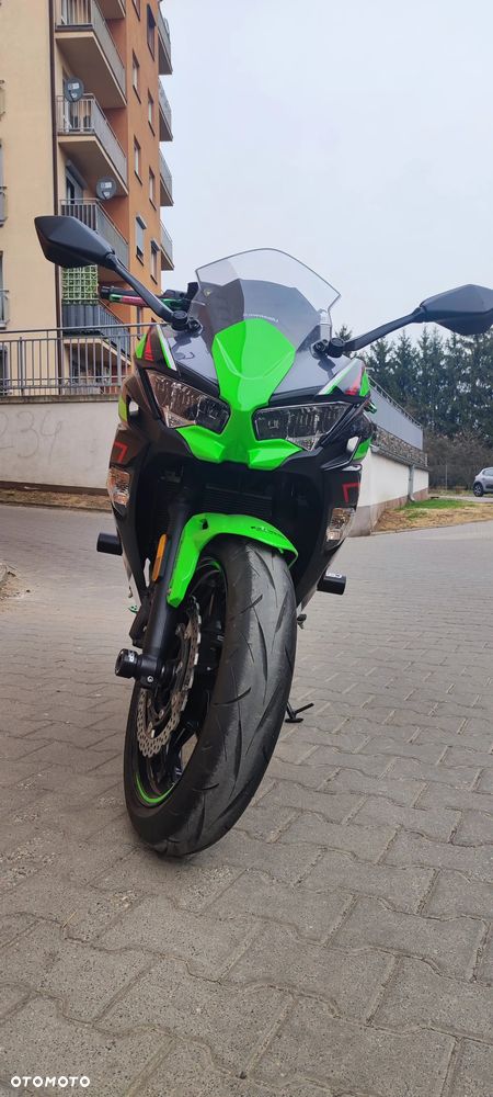 Kawasaki Ninja - 12