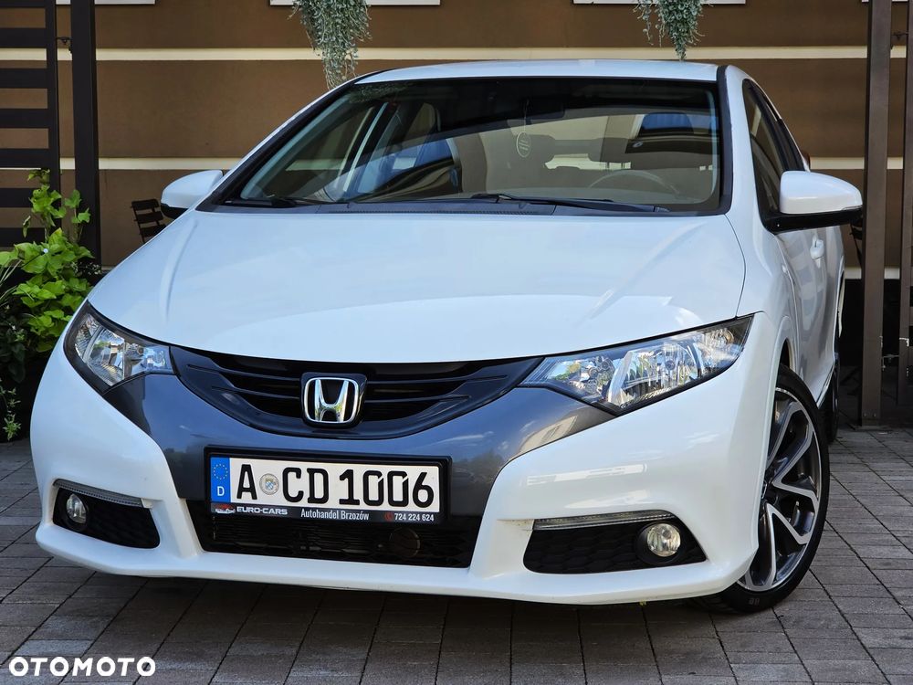 Honda Civic 1.8 i-VTEC Executive - 1