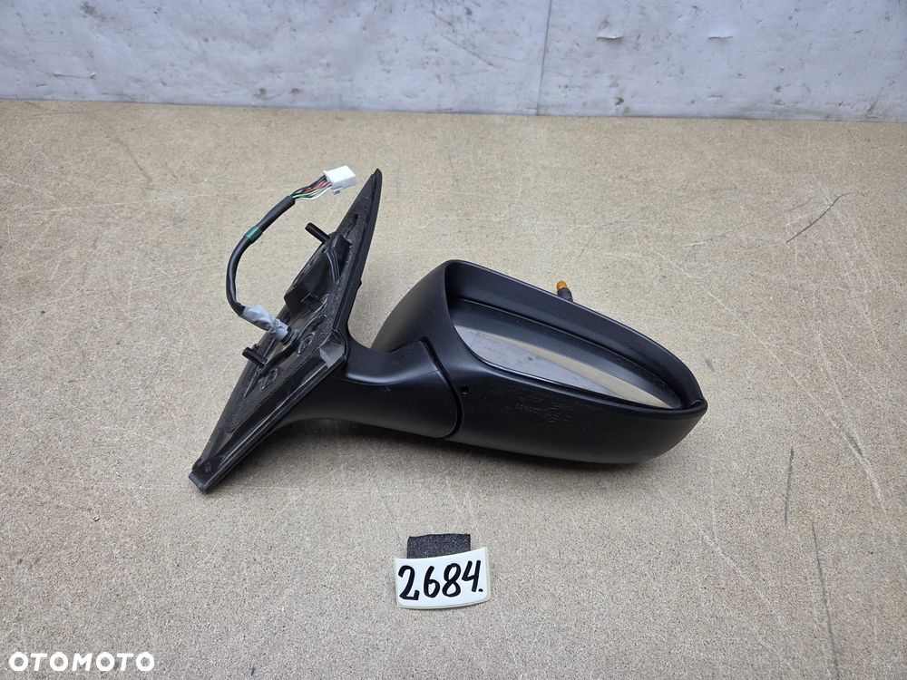 Toyota auris E18 II  lusterko prawe elektrycznie zamykane 9pin 8791002F10 - 1