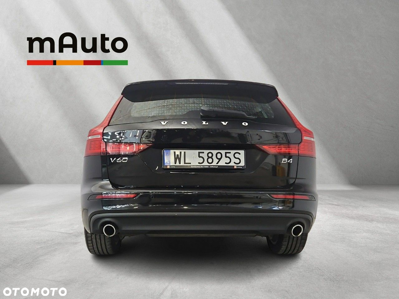 Volvo V60 B4 D Momentum - 4