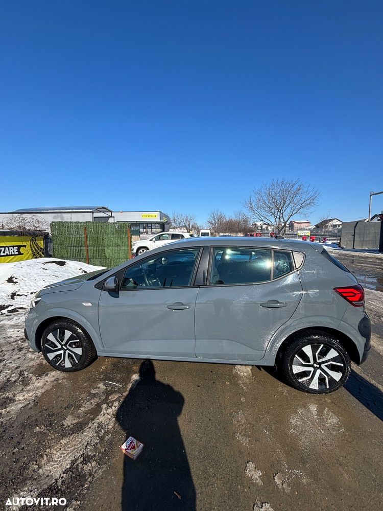 Dacia Sandero TCe 90 MT5 Expression - 8