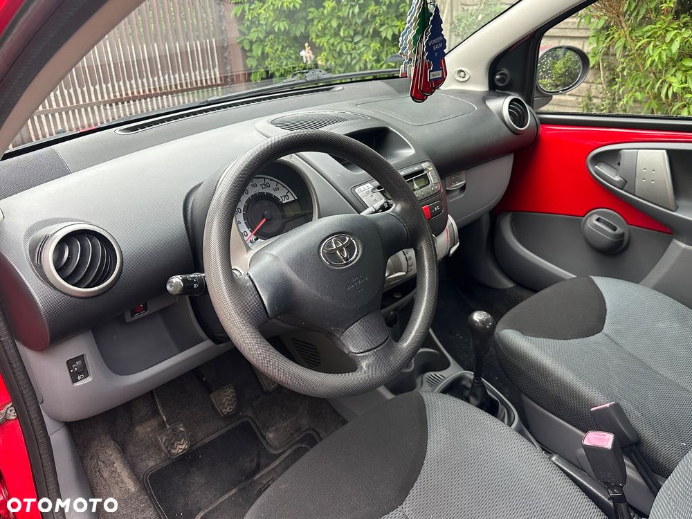 Toyota Aygo CoolRed - 5
