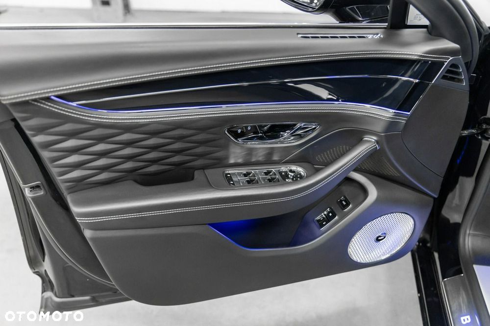 Bentley Flying Spur W12 - 29