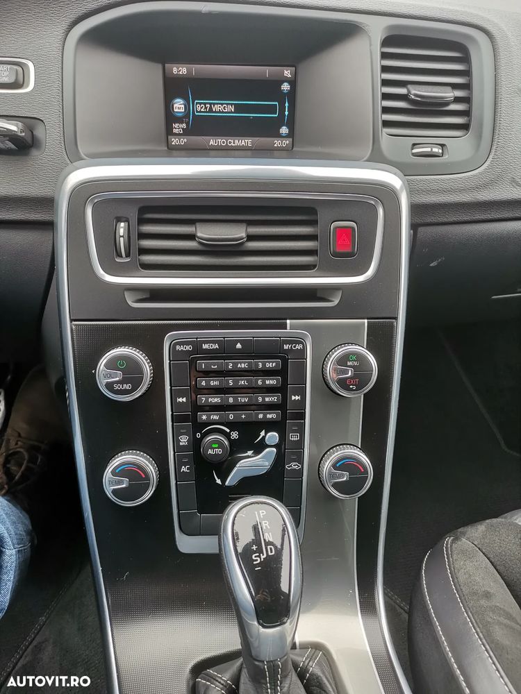 Volvo V60 D3 Geartronic - 10