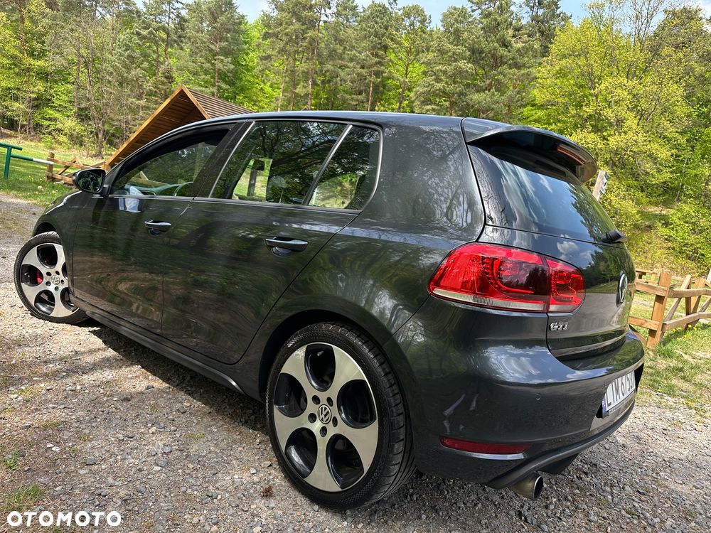 Volkswagen Golf 2.0 GTI - 24