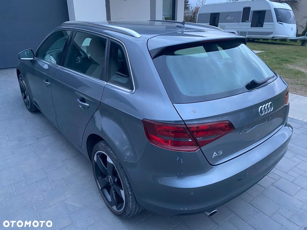 Audi A3 Sportback 1.6 TDI Ambiente - 7