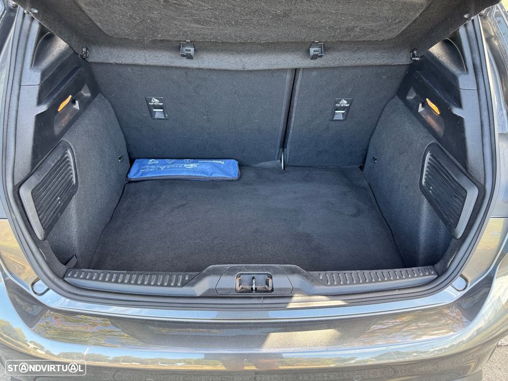 Ford Focus - 8