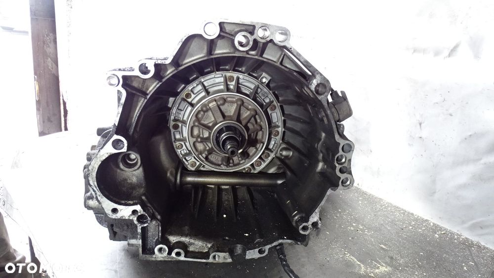 SKRZYNIA BIEGÓW AUTOMAT HKG AUDI A6 C6 3.0TDI - 13