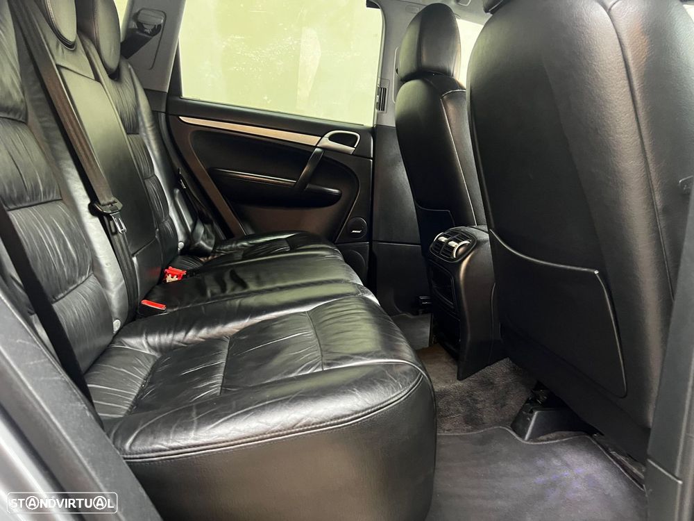 Porsche Cayenne S Tiptronic - 16