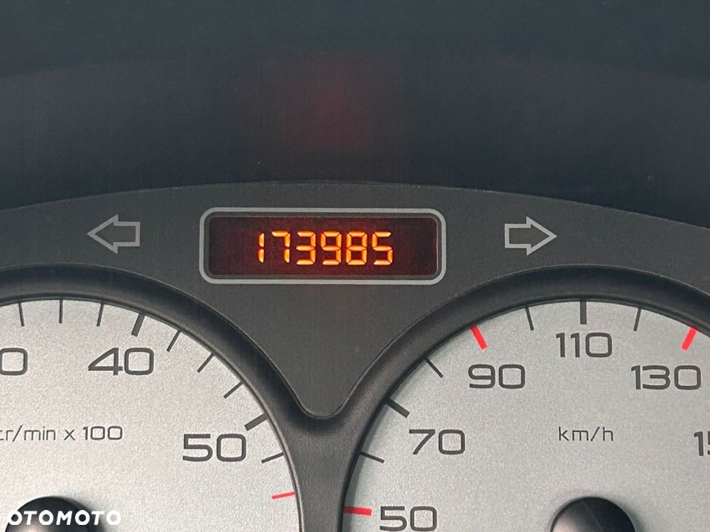 9HX (DV6ATED4) Kompletny silnik z osprzętem 1.6 HDI PEUGEOT PARTNER 05-18 - 2