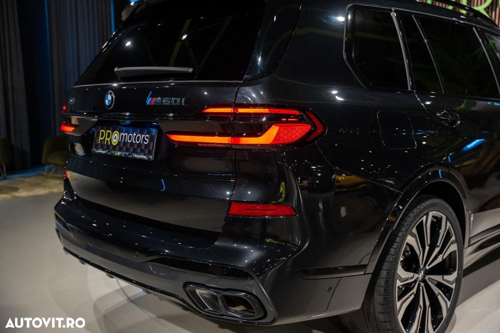 BMW X7 M60i xDrive AT MHEV - 16