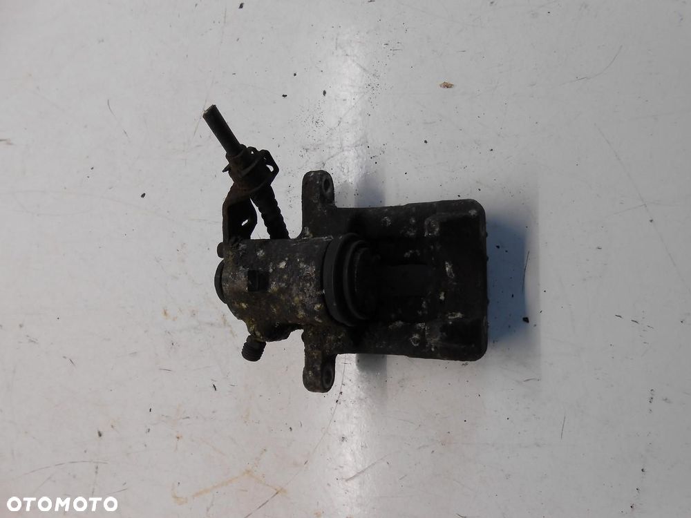 zacisk hamulcowy audi a3 8l # - 2