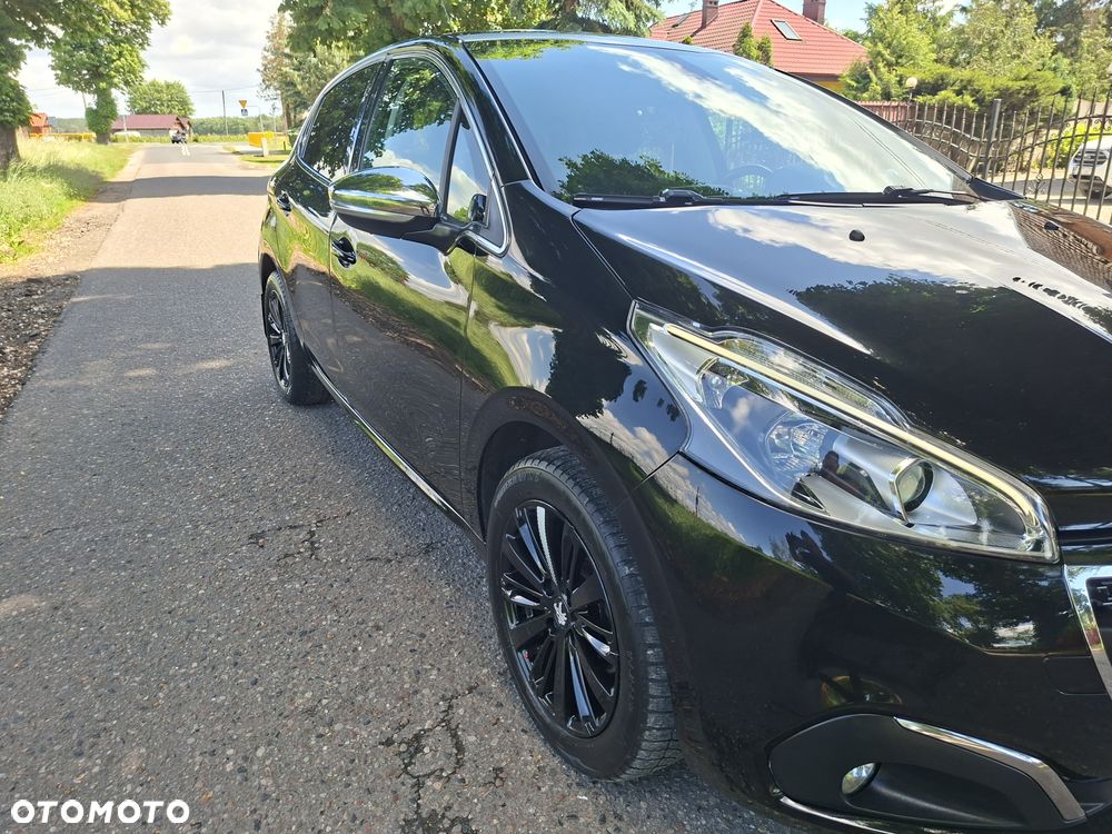 Peugeot 208 1.2 PureTech Allure S&S - 2