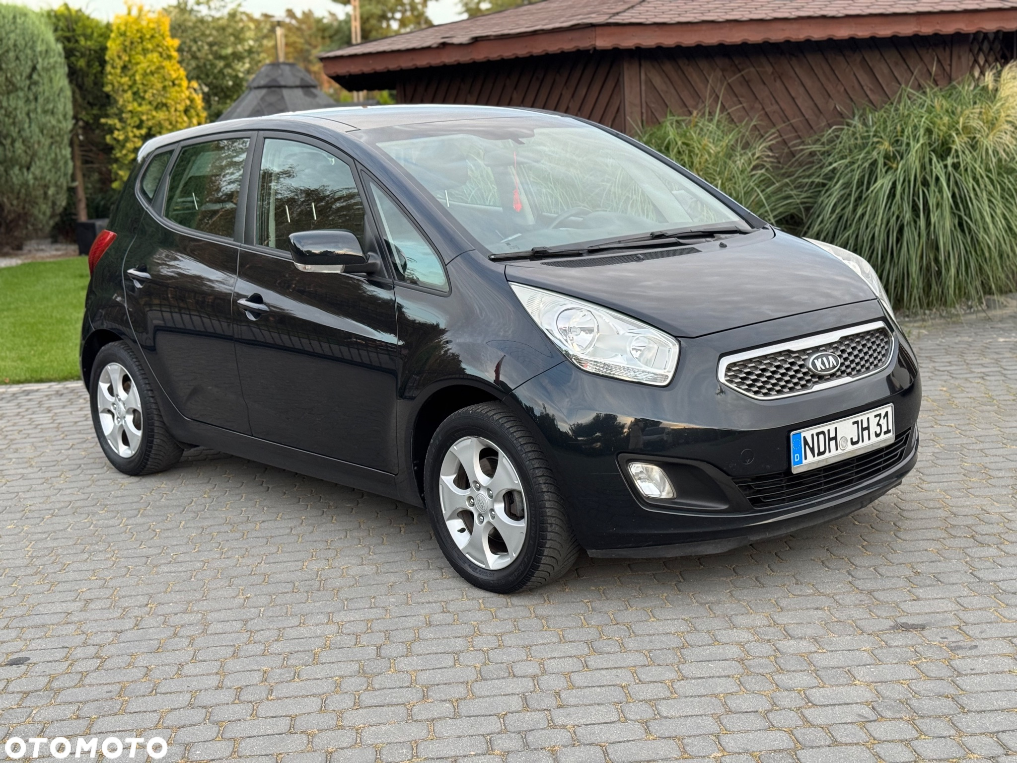 Kia Venga 1.6 CVVT Black Collection - 2