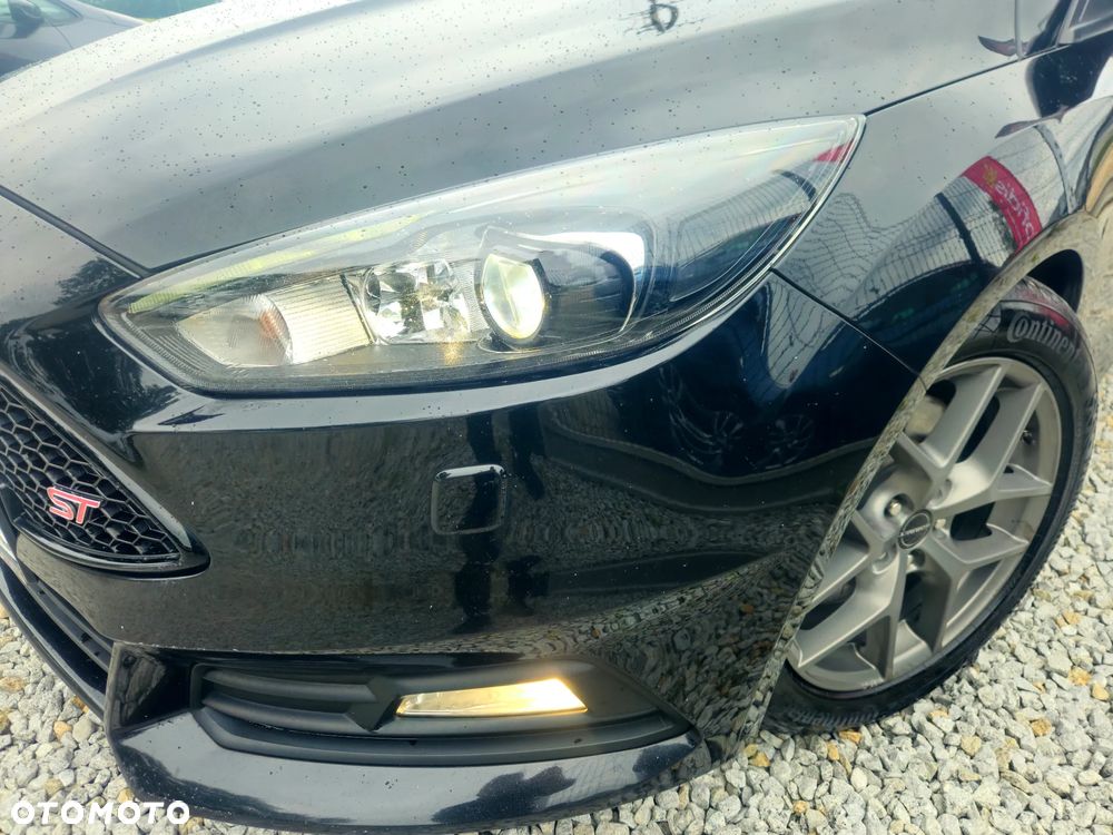 Ford Focus 2.0 TDCi ST - 8