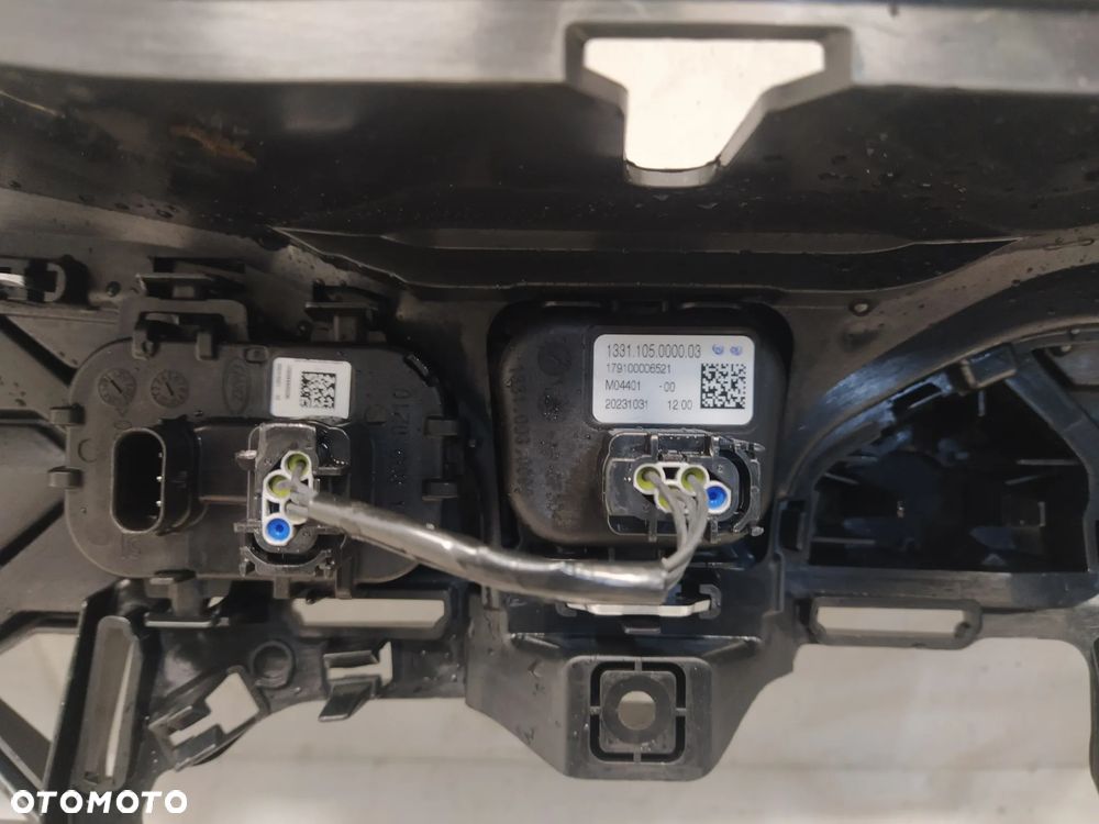 BMW X2 U10 GRILL ATRAPA CHŁODNICY LED RADAR ORYGINAŁ - 10