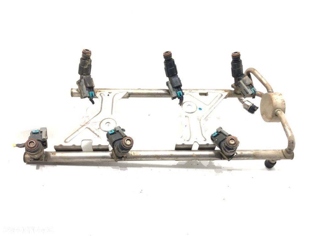 LISTWA WTRYSKOWA - 173.00 PLN - CHEVROLET EQUINOX 2003 - 2009 3.4 138 kW [188 KM] benzyna 2003 - - 2