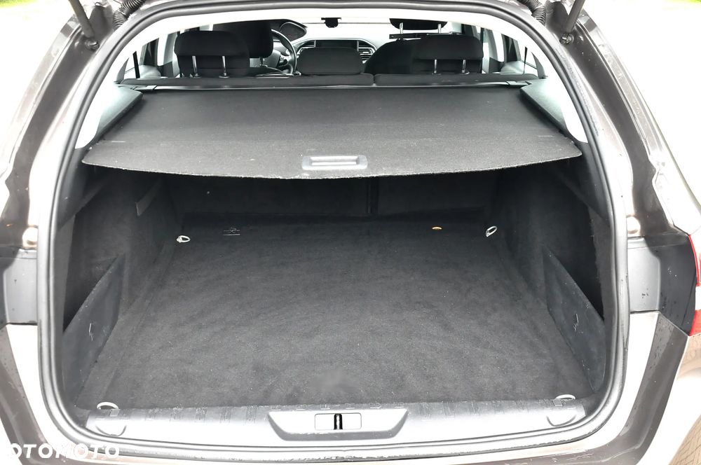 Peugeot 308 1.6 e-HDi Active S&S - 33