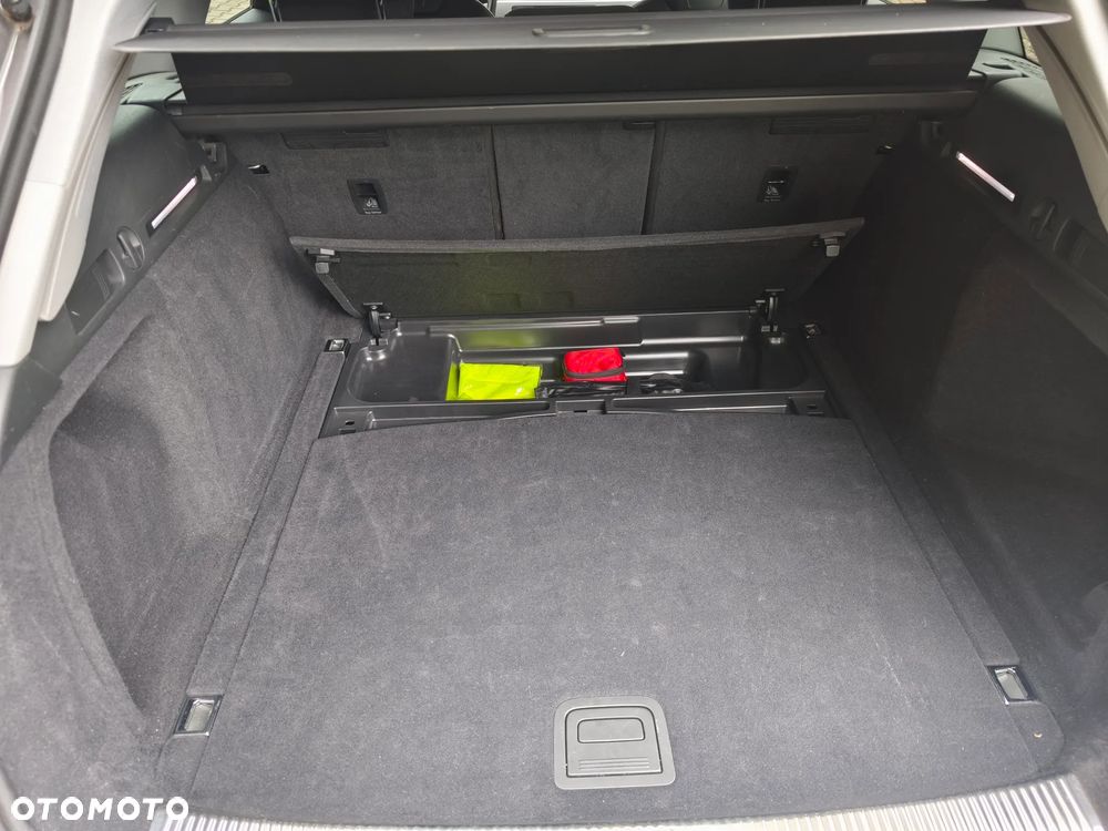 Audi A4 Avant 35 TFSI mHEV Advanced S tronic - 27