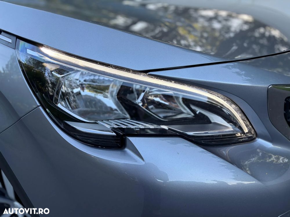Peugeot 3008 BlueHDi 130 Stop & Start EAT8 Allure - 17