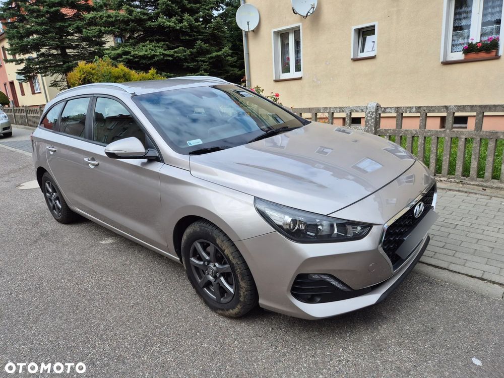 Hyundai i30 1.4 Comfort - 1