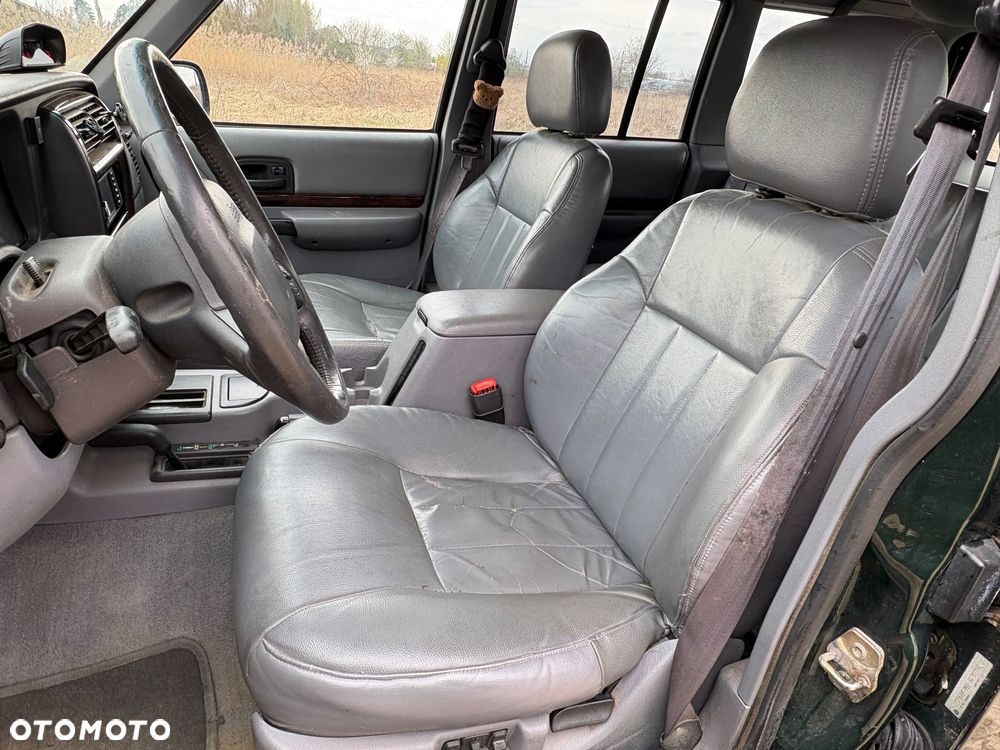 Jeep Cherokee - 12