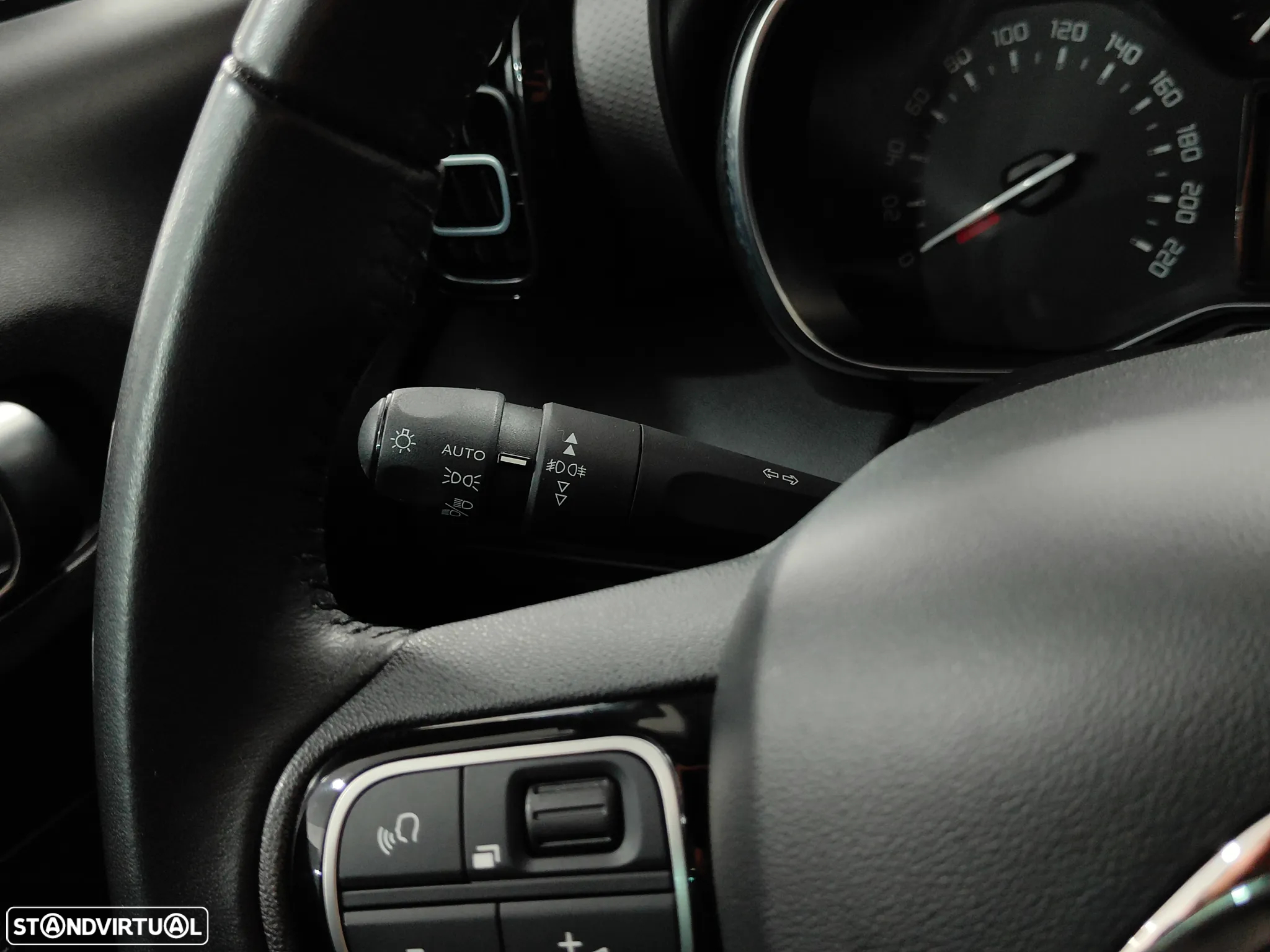 Citroën C3 Aircross 1.2 PureTech Shine EAT6 - 51